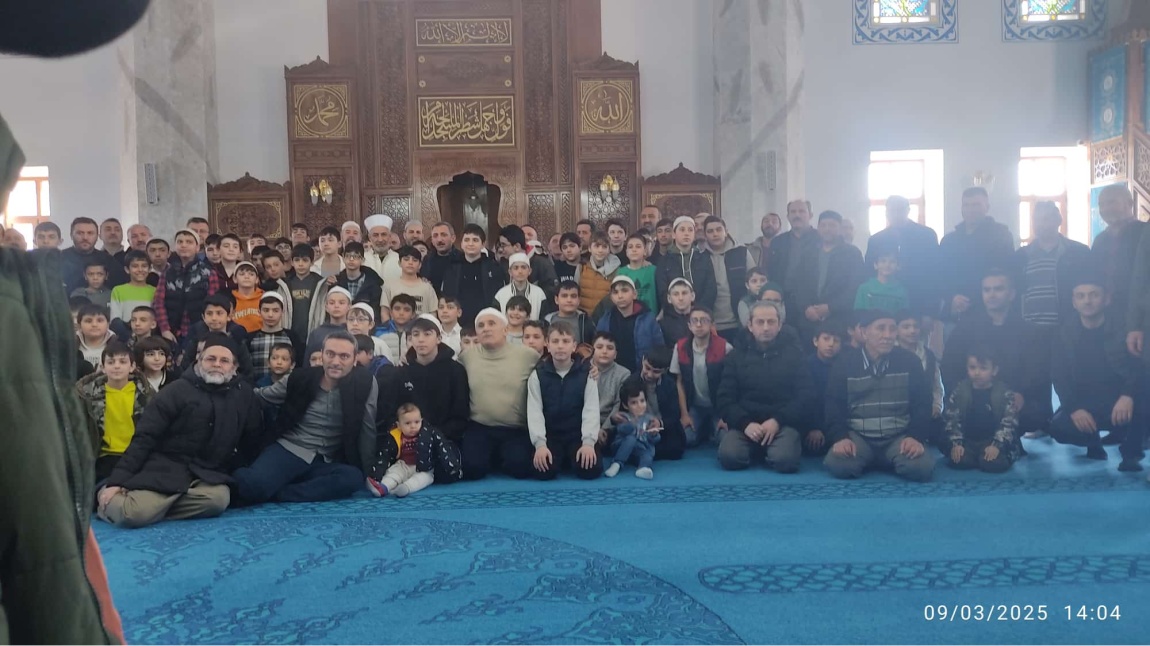 CAMİLERİMİZİ GENÇLEŞTİRİYORUZ